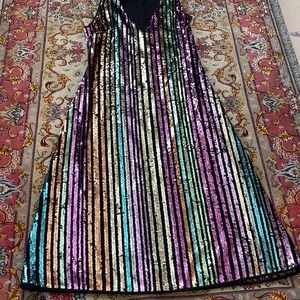 All sequences Women Sleeveless Holiday Party Midi Dress Lined Size 6 Halogen NWT